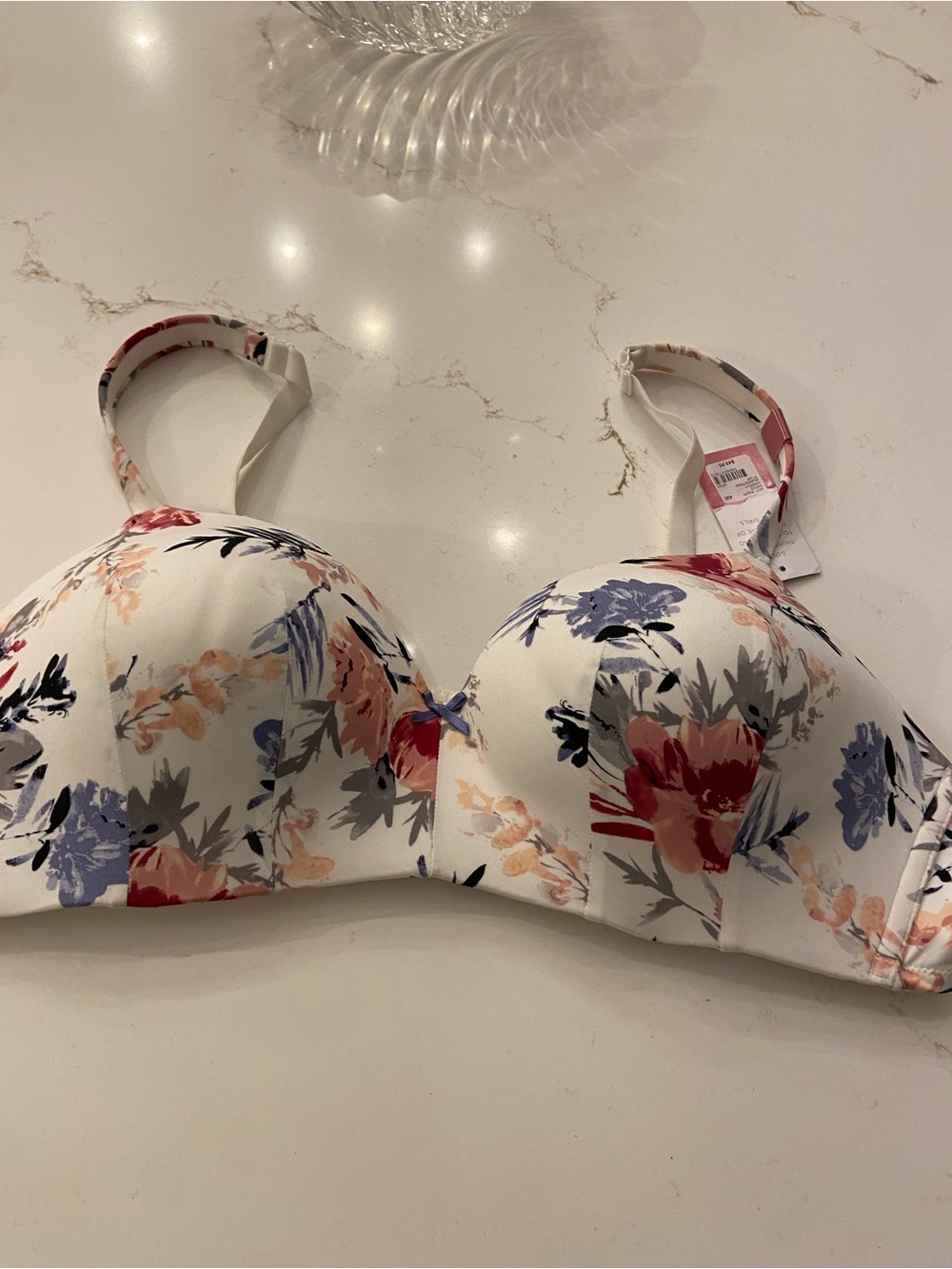 Cacique No Wire Bra Women’s Size 42 C White w/ a Multicolor Floral Design NEW